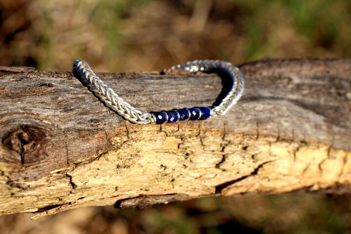 Double Loop-in-Loop with Lapis Lazuli Beads Bracelet in Pure Silver