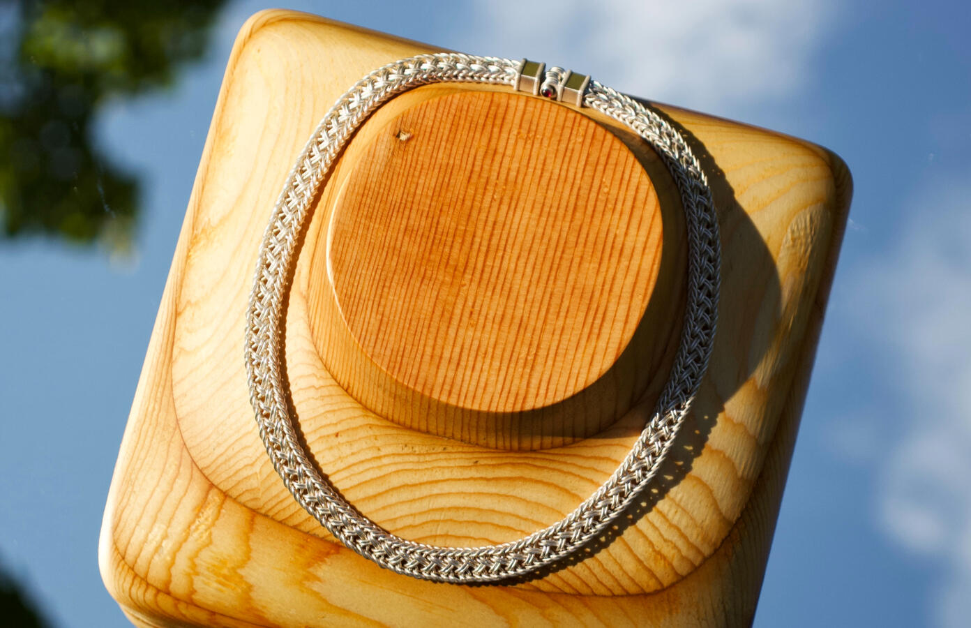 Thai Loop-in-Loop Necklace in Pure Silver with Double 3mm Garnet Drop Pin Clasp